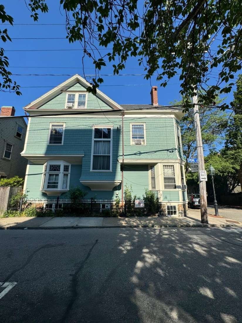 Historic Restoration · Newport – Color restoration on a historic home